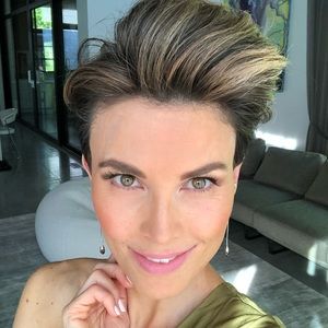 Meet your Posher, Bronte